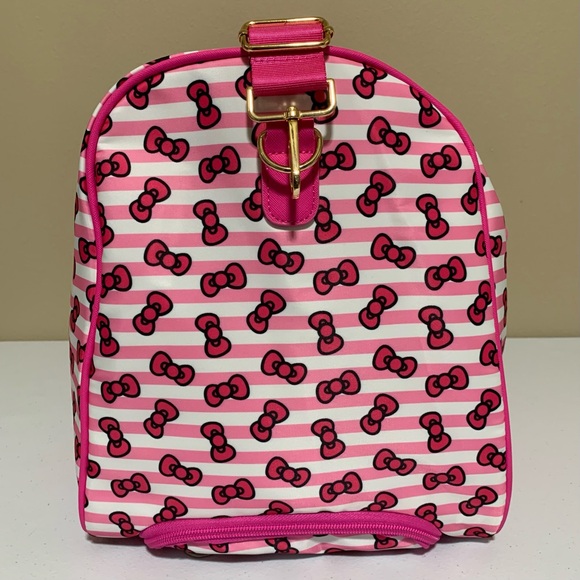 Bioworld Sanrio Hello Kitty Wheeled Travel Duffle Carry-On Luggage Bag-NWT - Picture 4 of 12